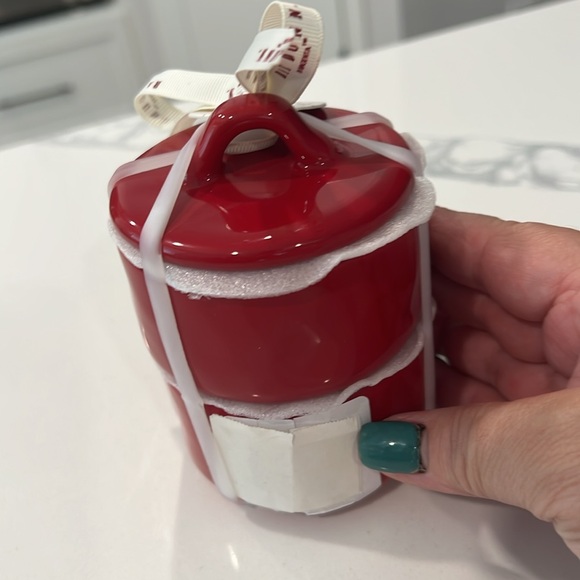 Cute. Rae Dunn SALT PEPPER. - Picture 5 of 13